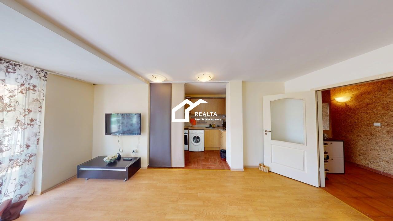 Sunny-Fort-D16-07022025_153449