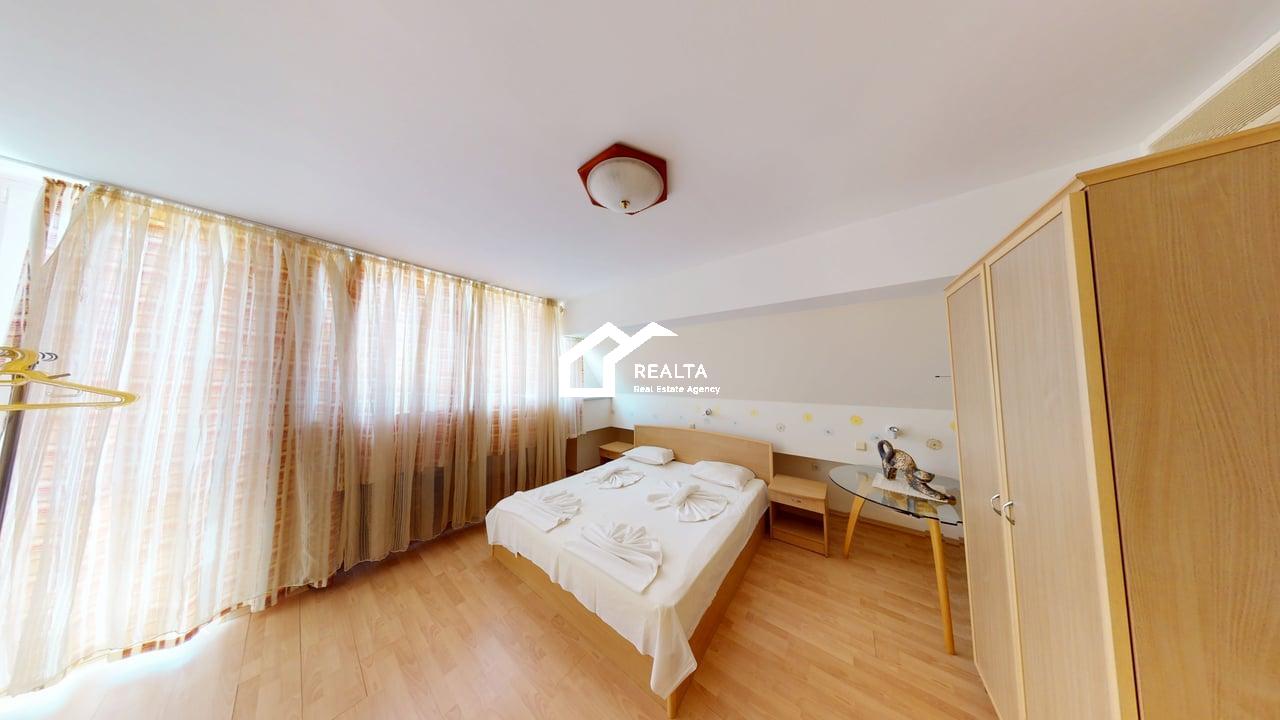 Sunny-Fort-D16-07022025_153816