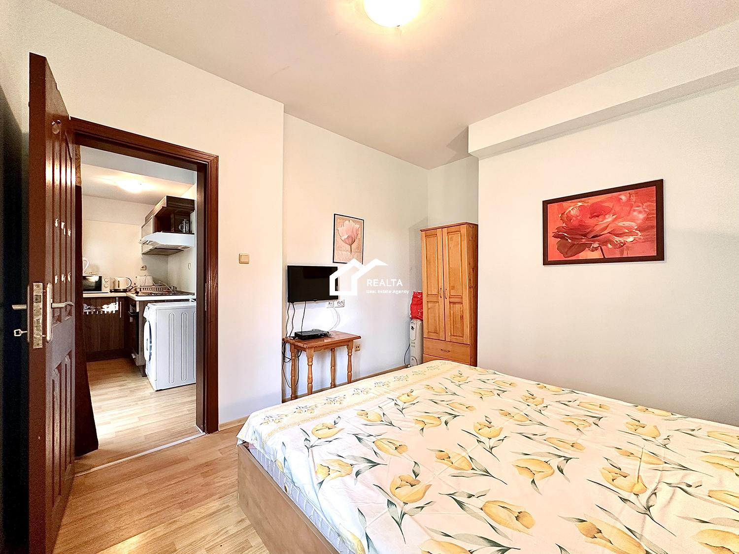 Panorama Bay-1bed-parter-75m2-12