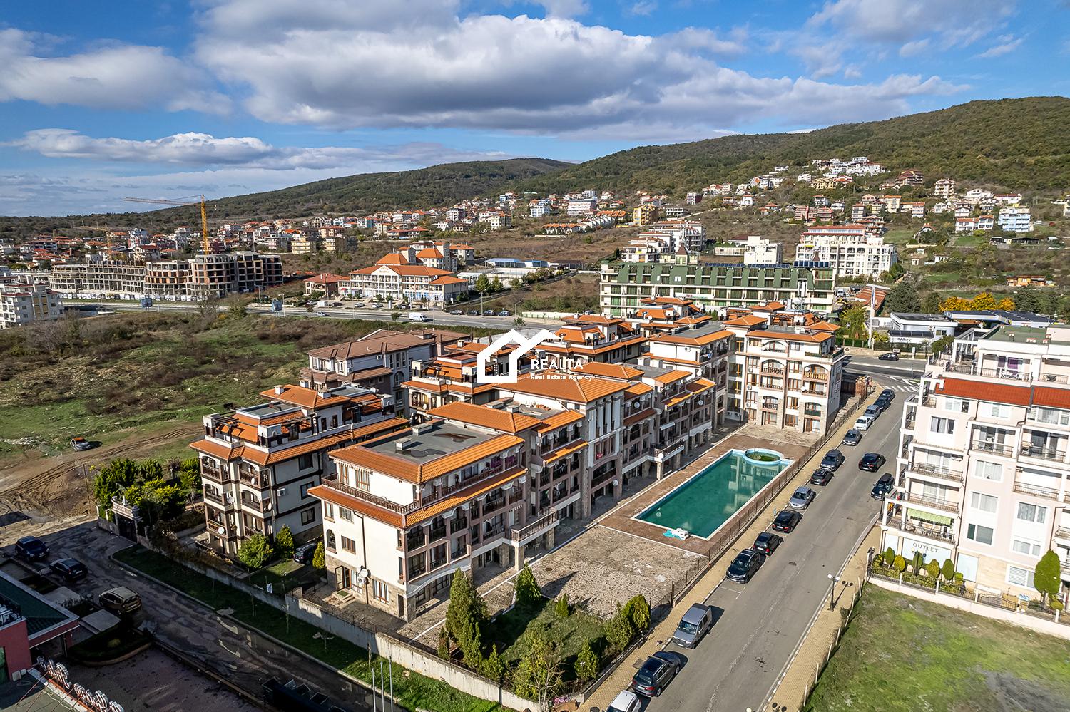 Panorama Bay-2bed-parter-75m2-drone-4