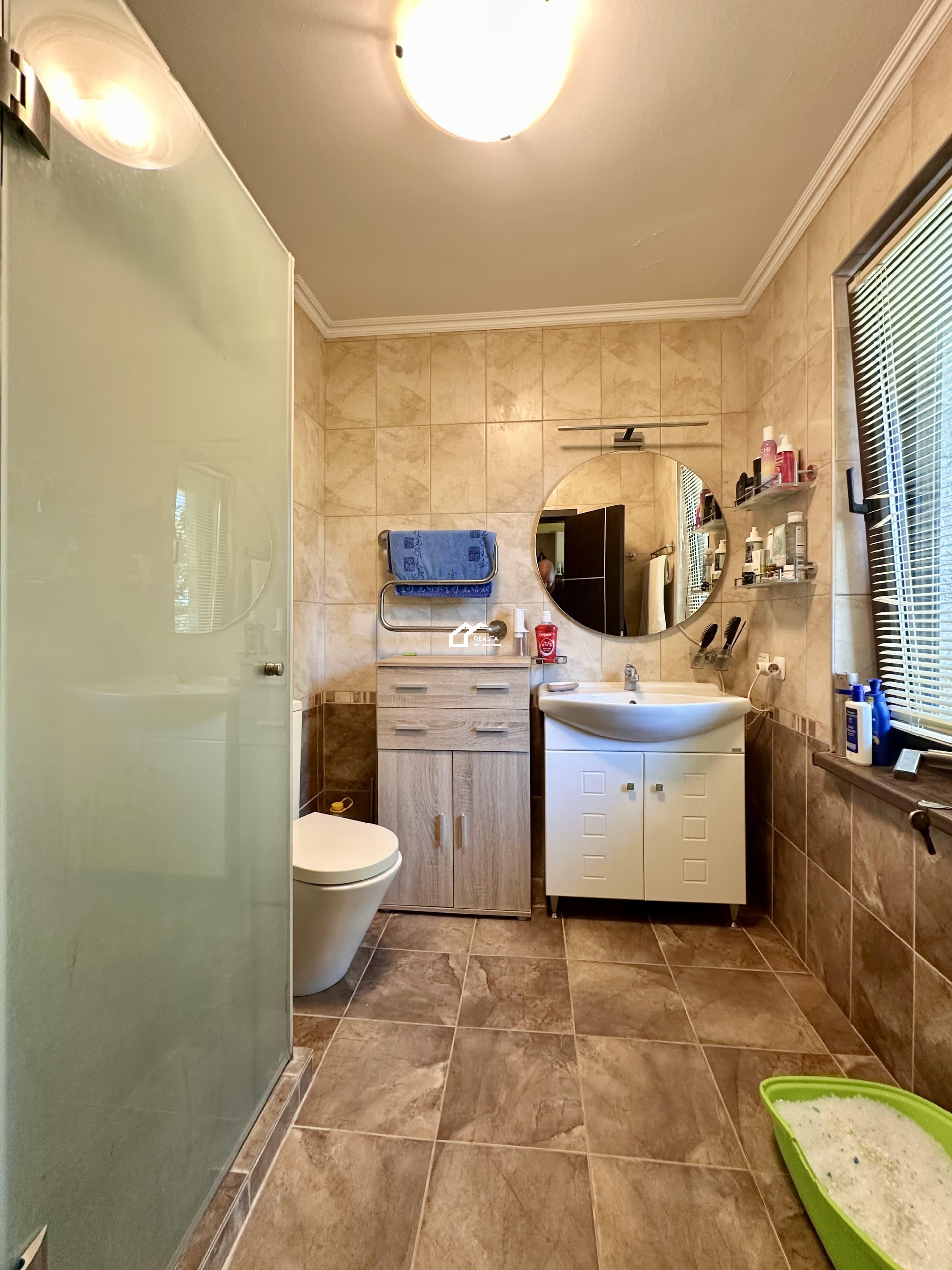 Кошарица — Kъща с басейн и гараж-54