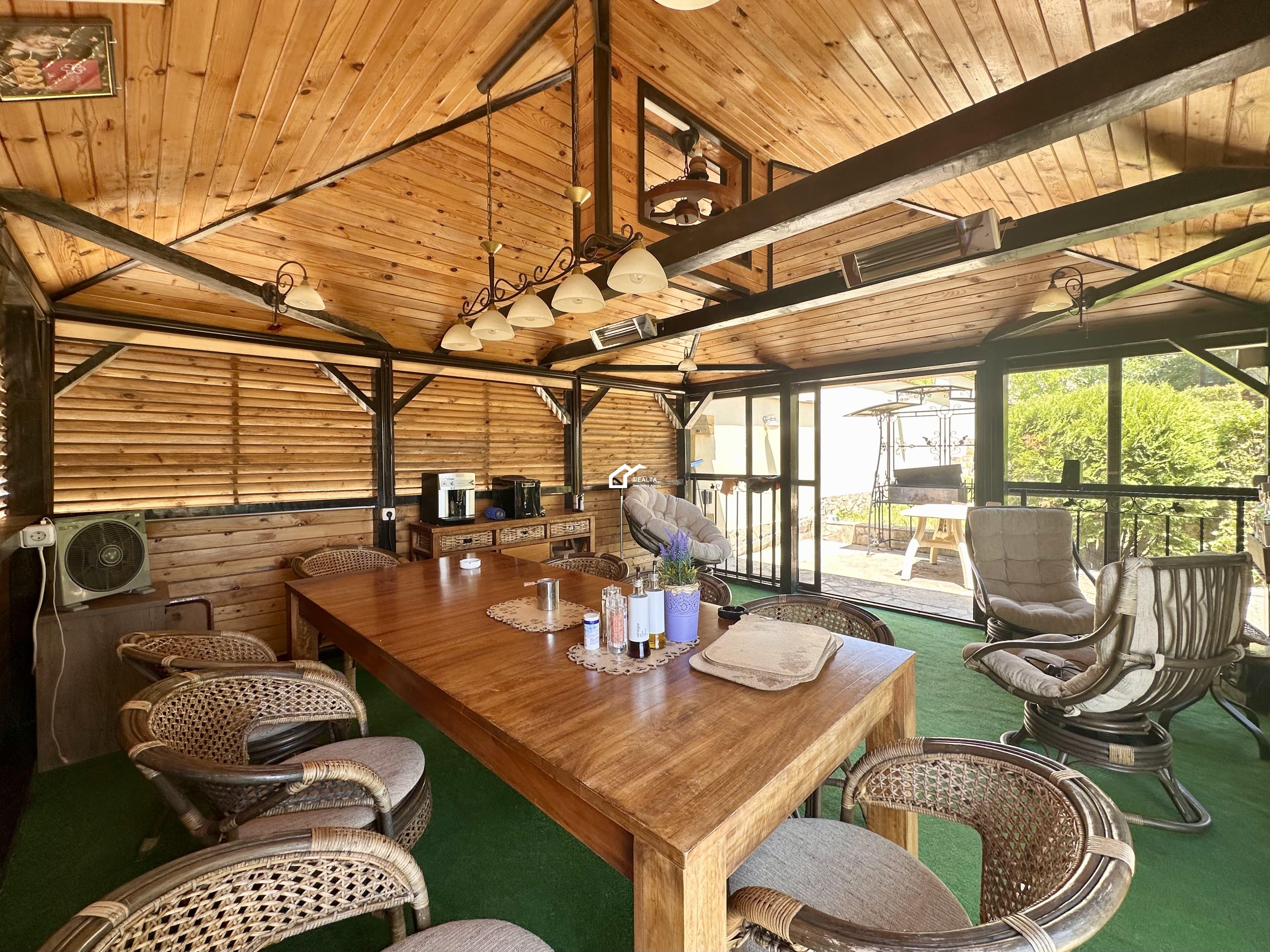 Кошарица — Kъща с басейн и гараж-67